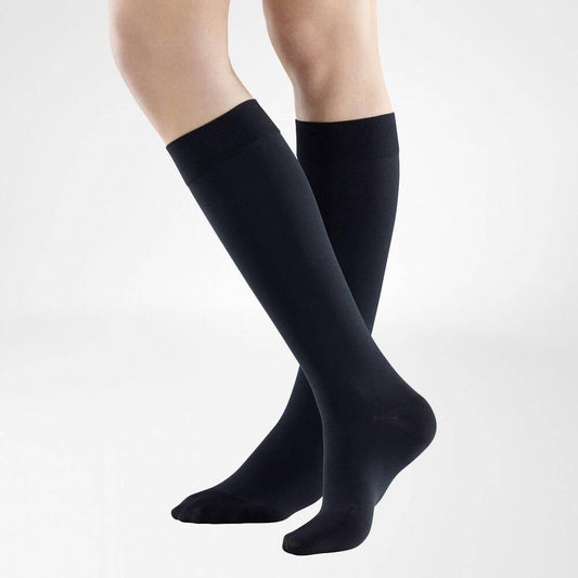 VenoTrain Delight Compression Stockings, Knee High, Class 2, Closed Toe, Black